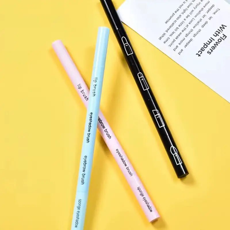4-in-1 Multifunctional Makeup Brush and Cleansing Tool